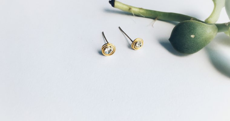 Five minute challenge. Stud earrings